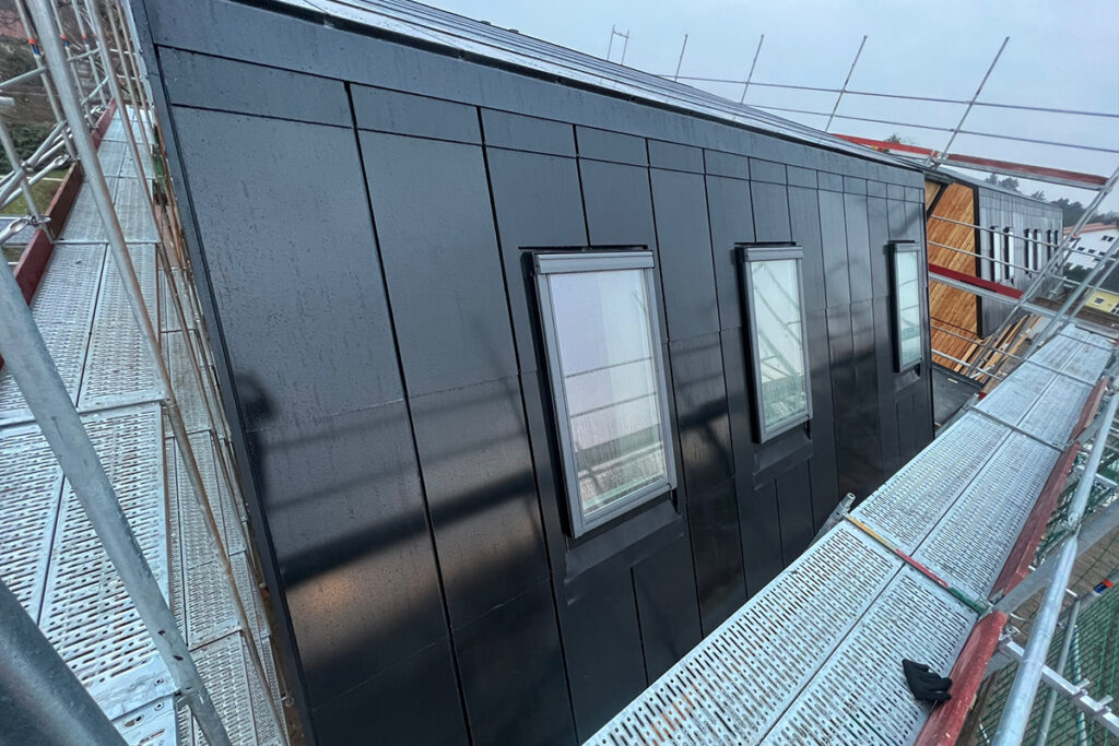 Kokoni One Ennogie Solardach Projekt Berlin Dachfenster